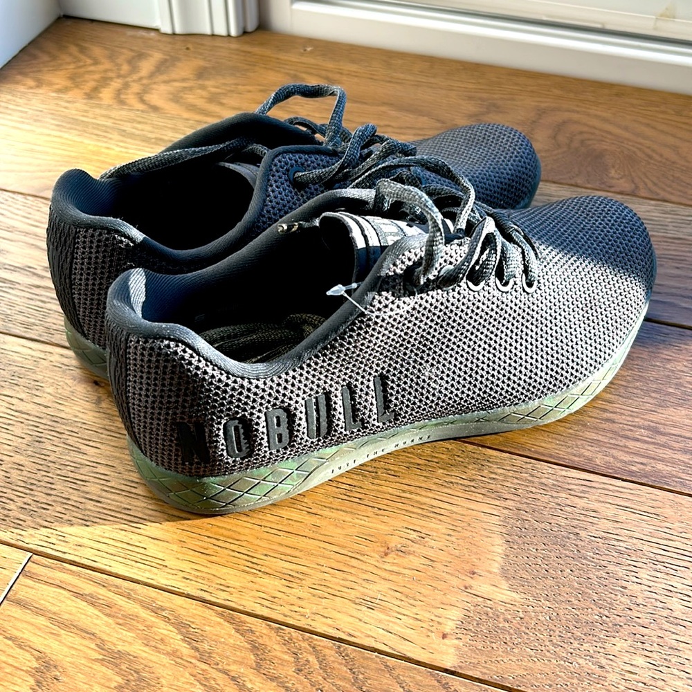 New NOBull never worn green/grey